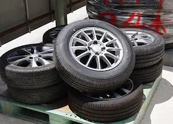 アルミホイールタイヤ付